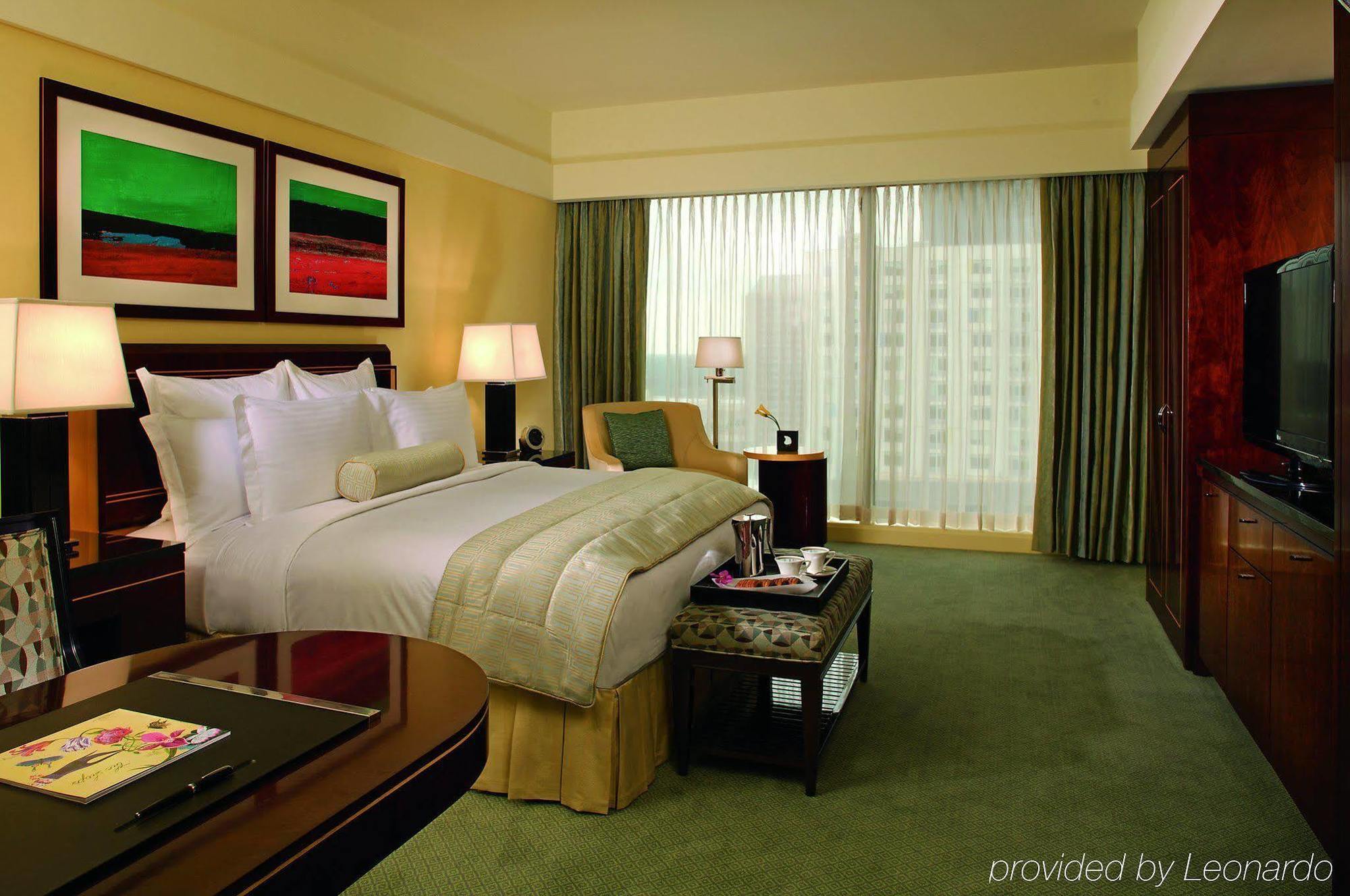 The Ritz-Carlton, Charlotte Hotel Room photo